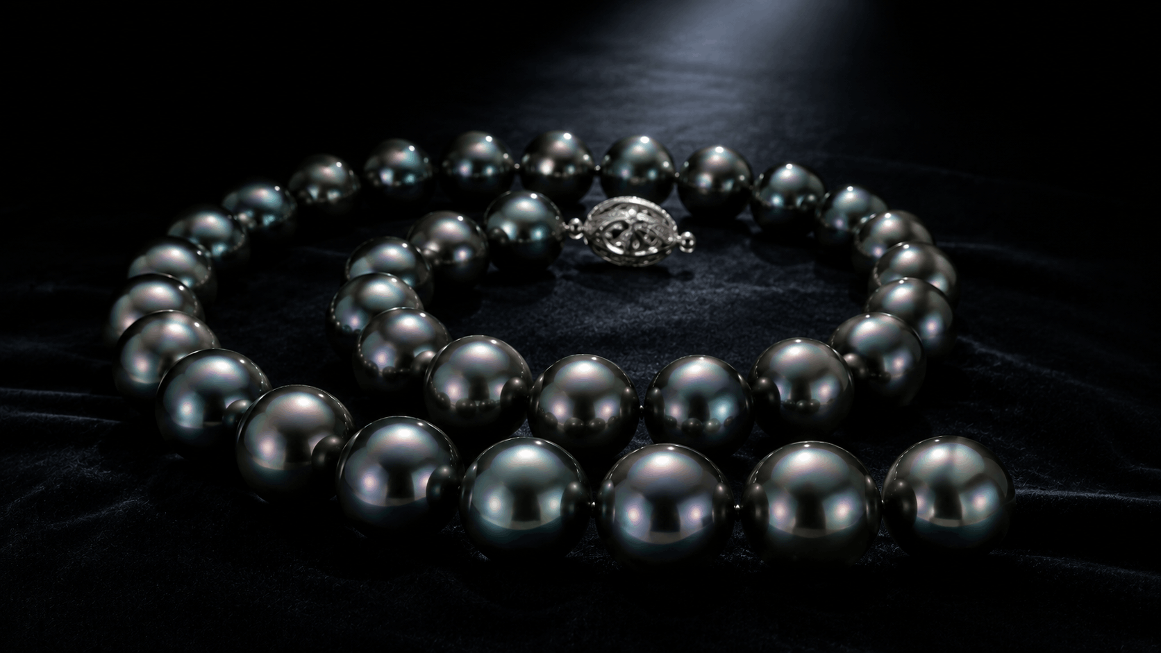 03. Tahitian Pearls on Sale — The Dramatic Choice
