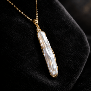 Pendentif de perle Biwa : ce que c’est et pourquoi il mérite d’être porté
