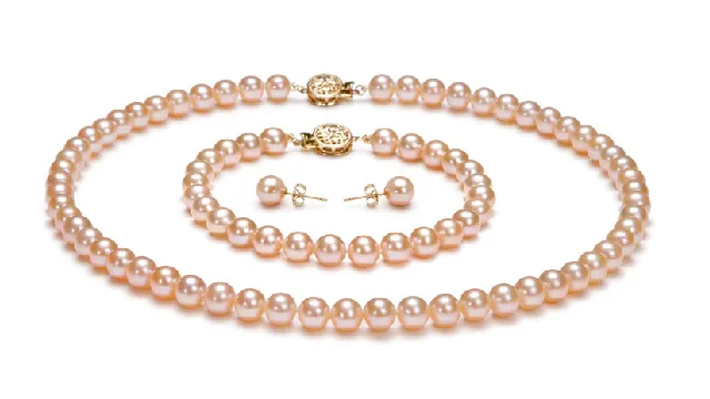 View Ensemble de perles d'eau douce roses collection